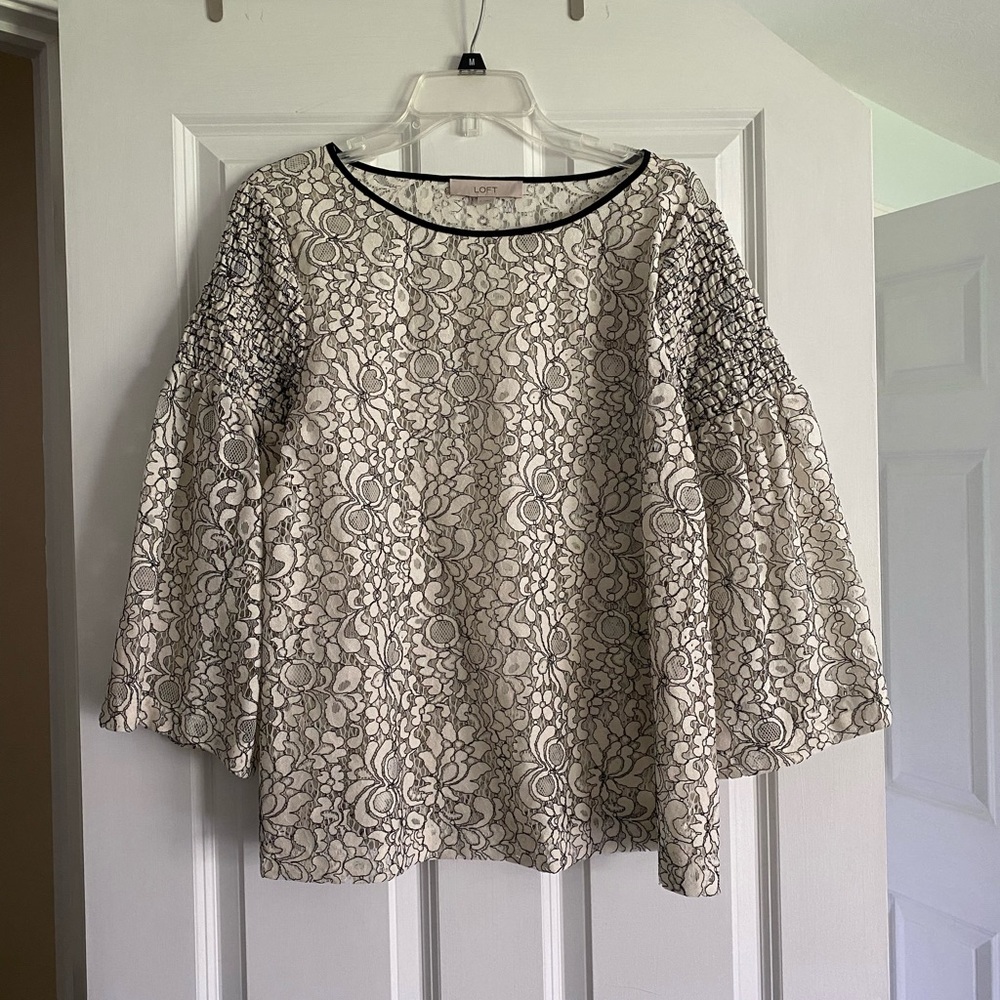 LOFT lace blouse top Sz L ivory black 3/4 bell sleeve scoop neck pullover